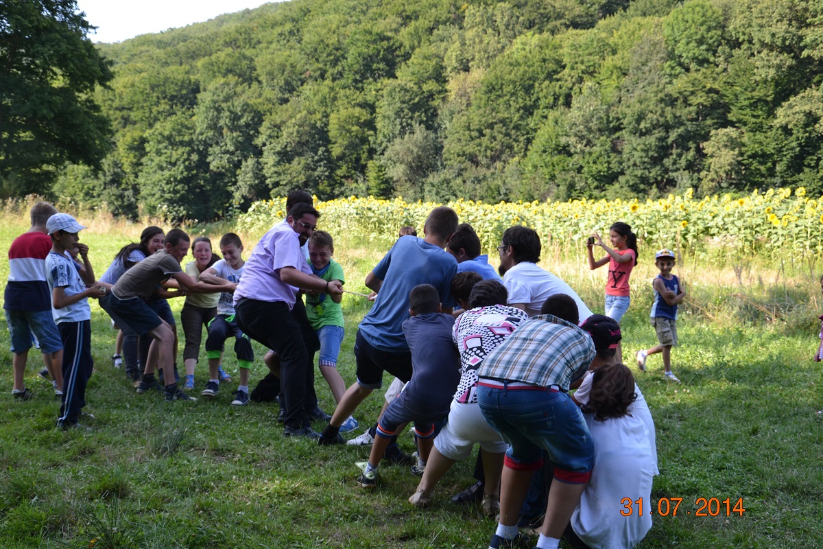 Tabără de o zi în parohia Holt