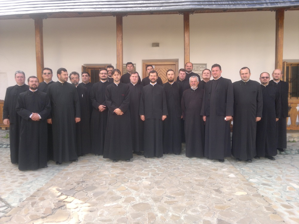 Întâlnirea comisiei de inventariere din Eparhia Romanului şi Bacăului