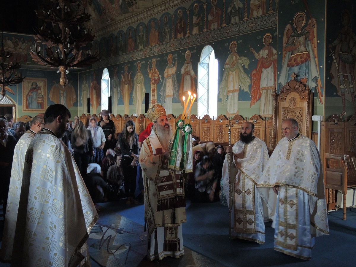 Conferință preoțească prezidată de IPS Teofan, în Protopopiatul Roznov