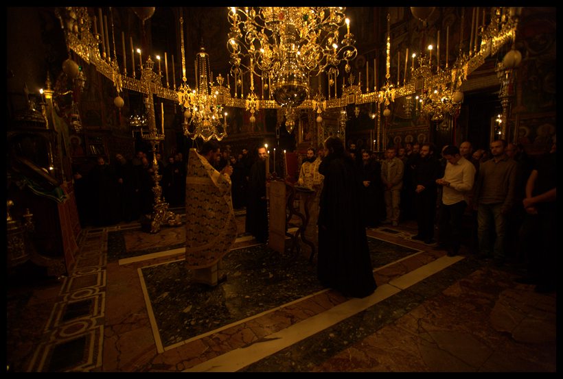 Minunea reînnoirii aluatului la Praznicul Înălţării Cinstitei Cruci la Mănăstirea Vatoped