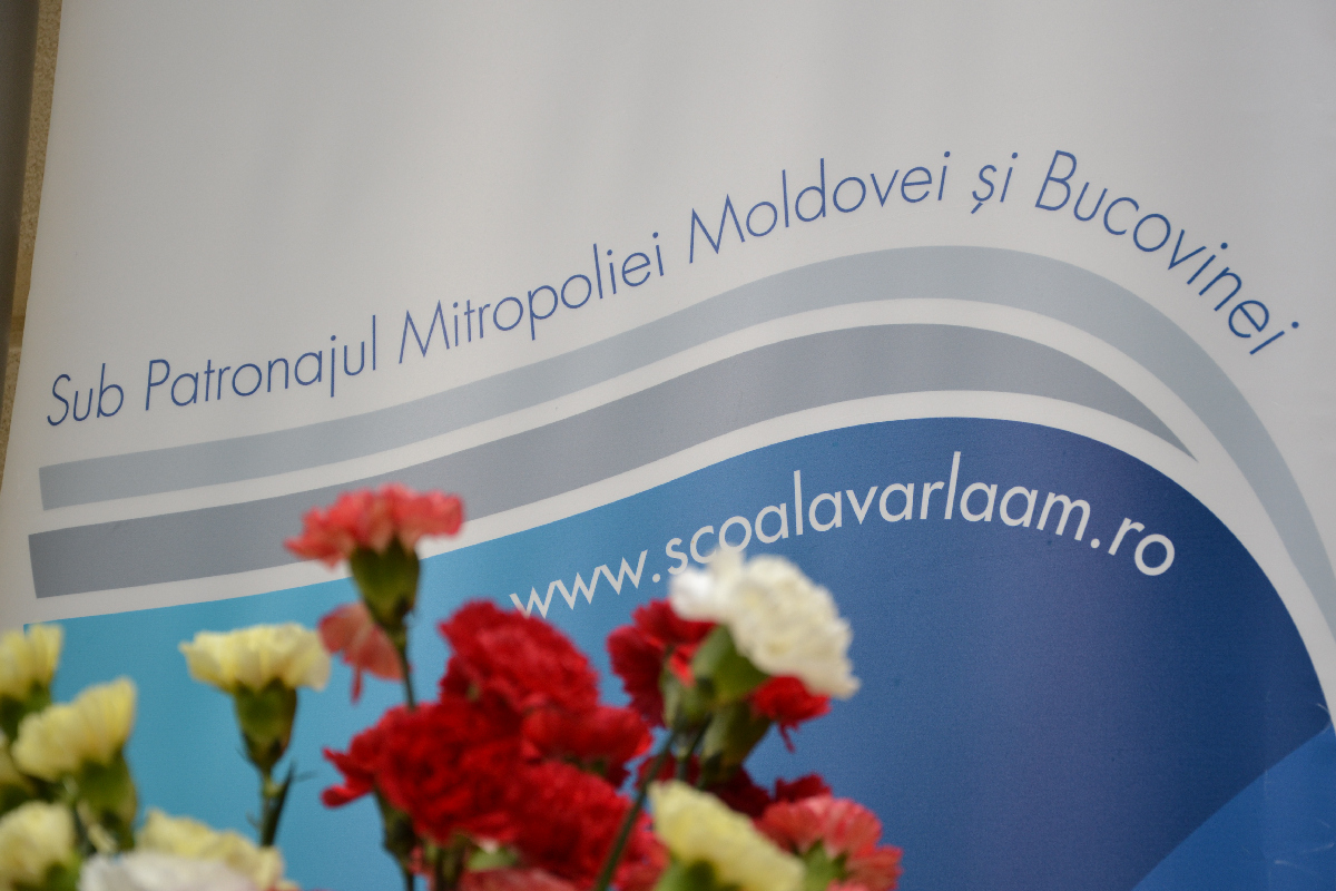Deschiderea anului de învăţământ la Şcoala primară şi Gimnaziul „Varlaam“ (GALERIE FOTO)