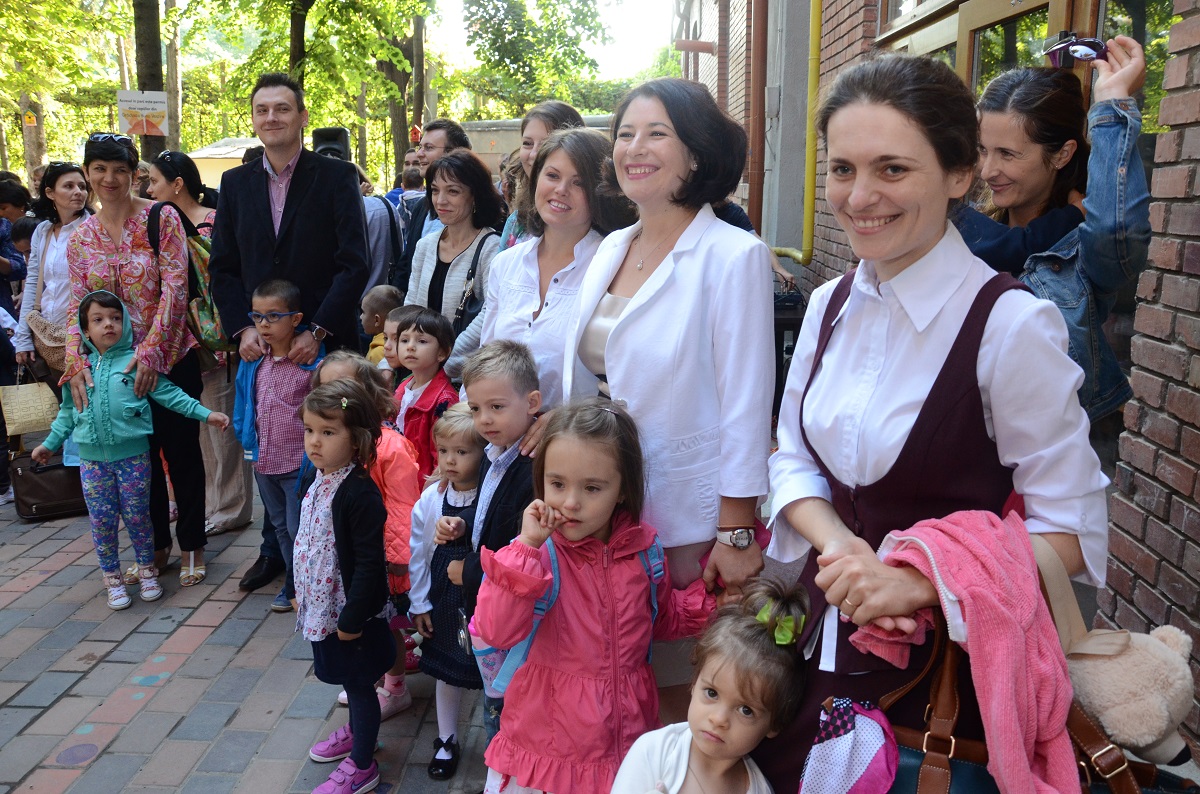 Început de an școlar pentru cei 115 copii ai Grădiniţei „Buna Vestire“ (GALERIE FOTO)