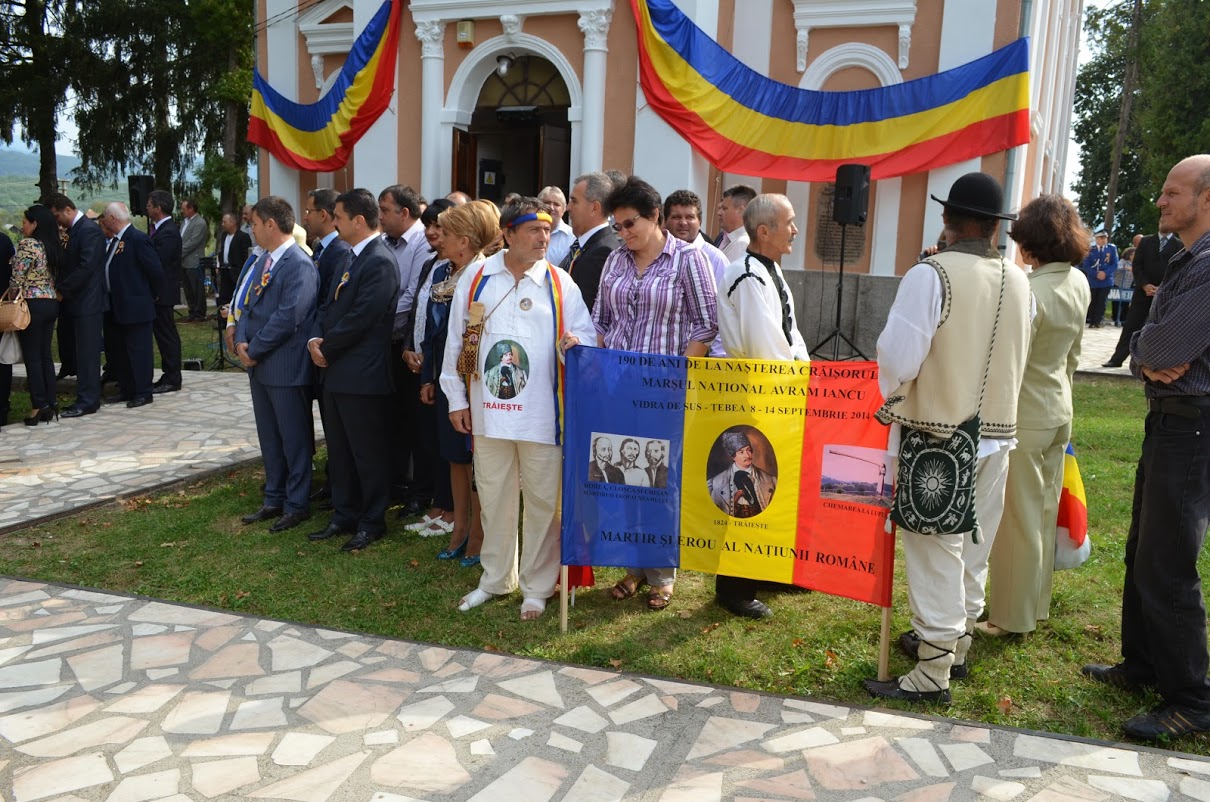 Serbările naţionale de la Ţebea - 2014 Serbările naţionale de la Ţebea - 2014