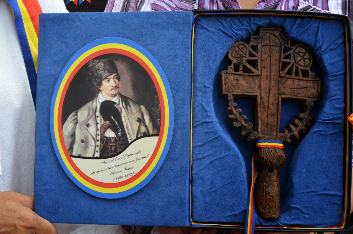 Serbările naţionale de la Ţebea - 2014 Serbările naţionale de la Ţebea - 2014