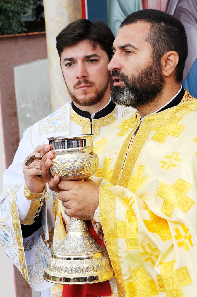 Concurs fotografie Sfânta Împărtășanie - Remus Lupuleasa