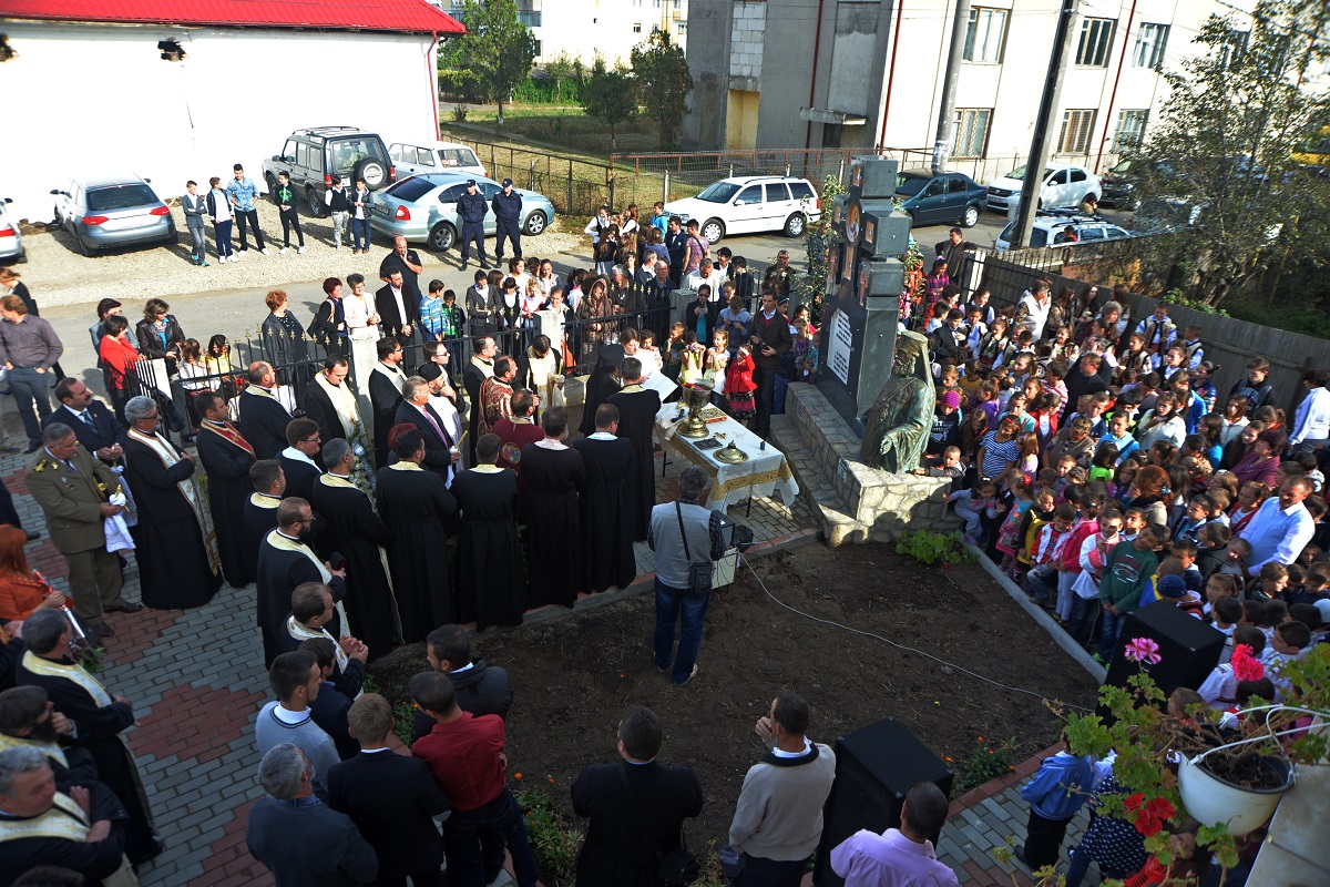 Prezenţă arhierească în Protopopiatul Sascut