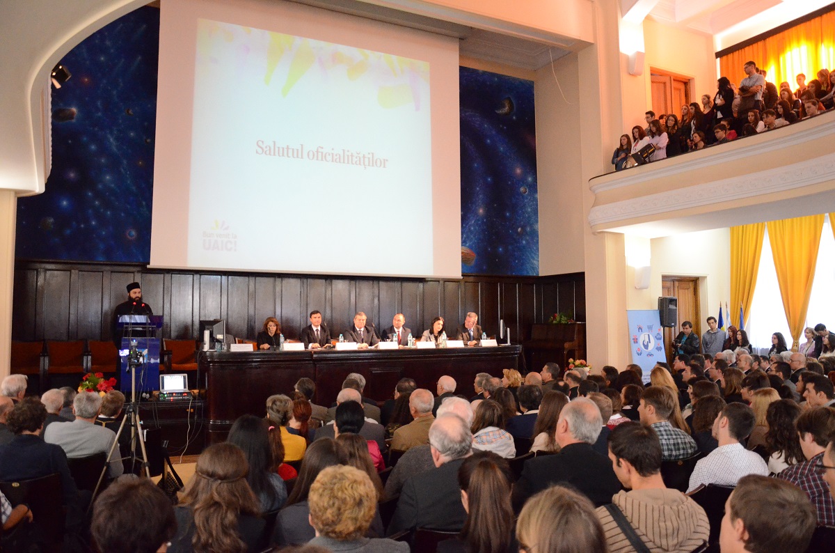 „O educaţie autentică trebuie să se muleze pe un raport inteligent între contingent şi veşnicie”