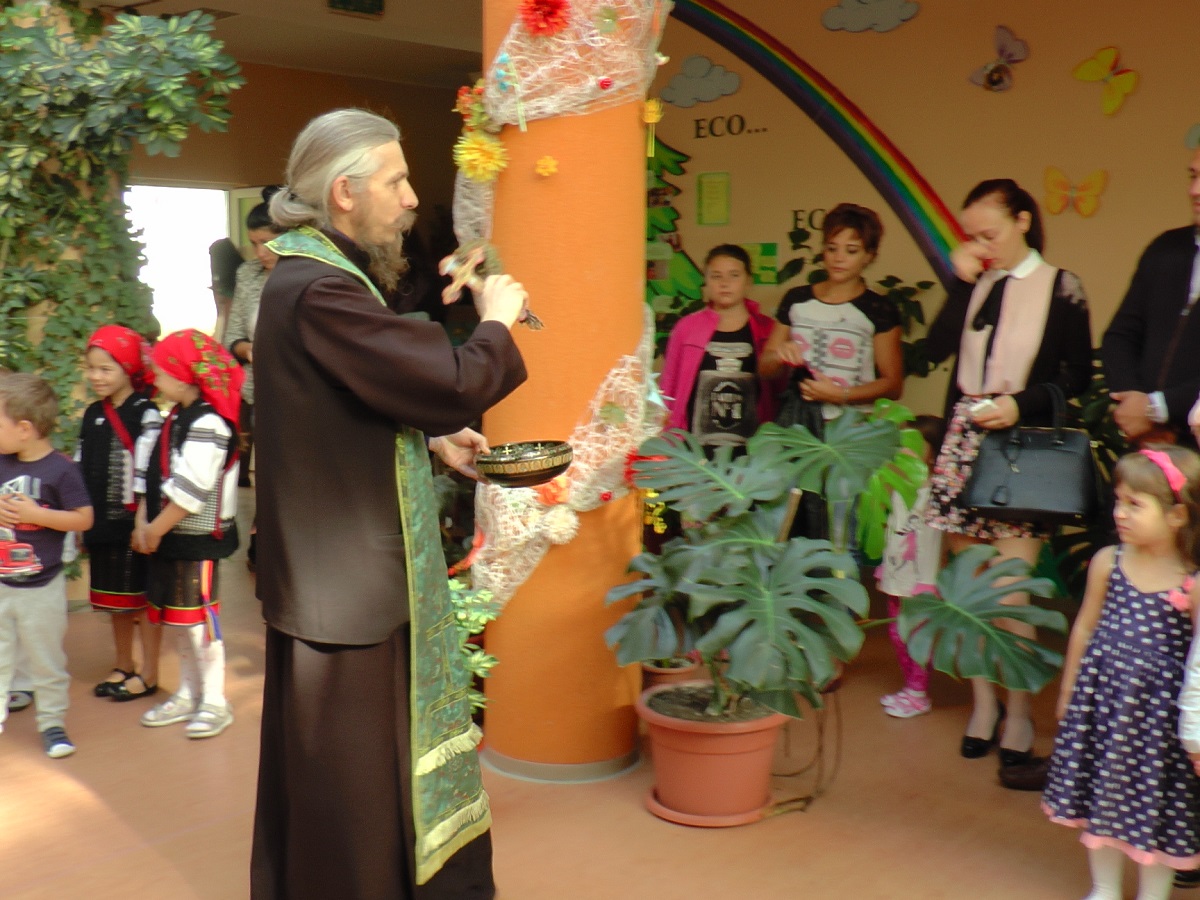 Grădiniţa cu Program Prelungit „Sfântul Ioan cel Nou de la Suceava“ şi-a deschis porţile