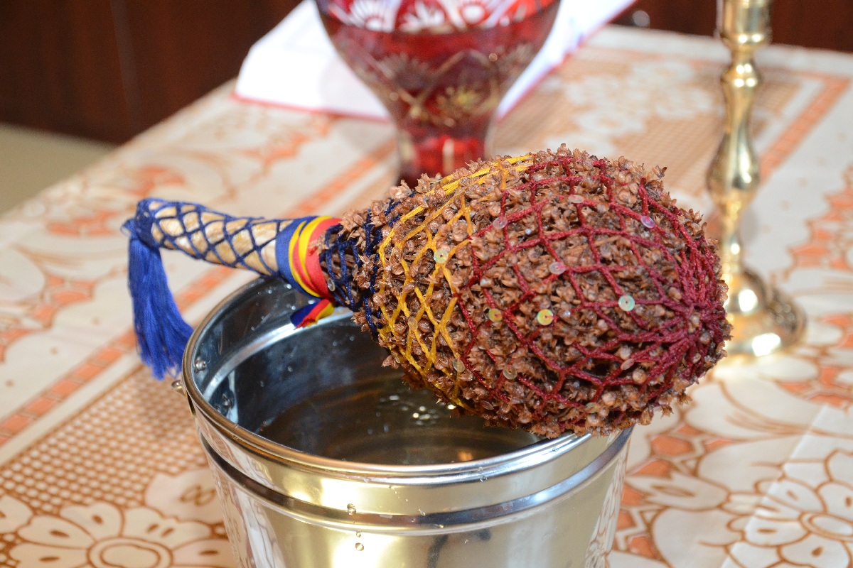 3 ierarhi, la hramul Mănăstirii Secu