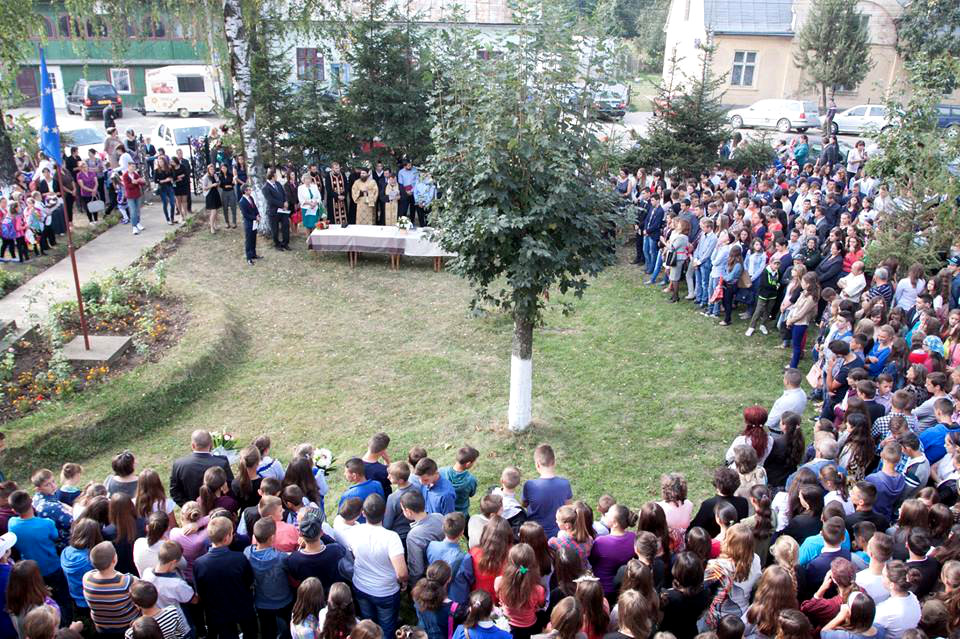 Sfinţire de cabinet de religie, la Liceul Tehnologic „Ion Nistor“ din Vicovu de Sus