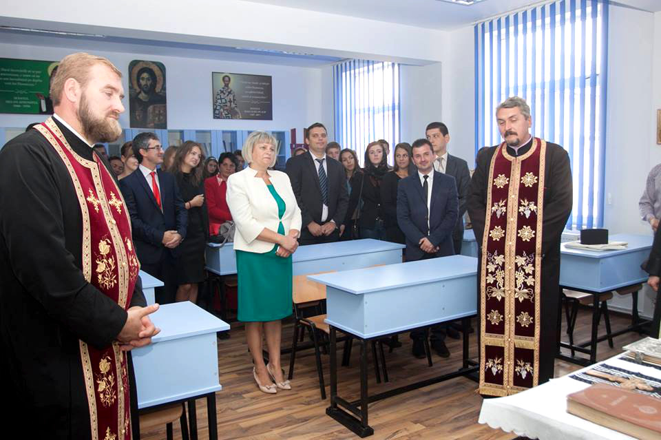 Sfinţire de cabinet de religie, la Liceul Tehnologic „Ion Nistor“ din Vicovu de Sus