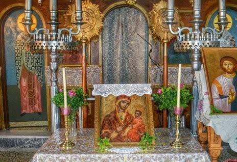 Viaţa şi petrecerea Gherondisei Anastasia, cea care a umblat desculţă toată viaţa