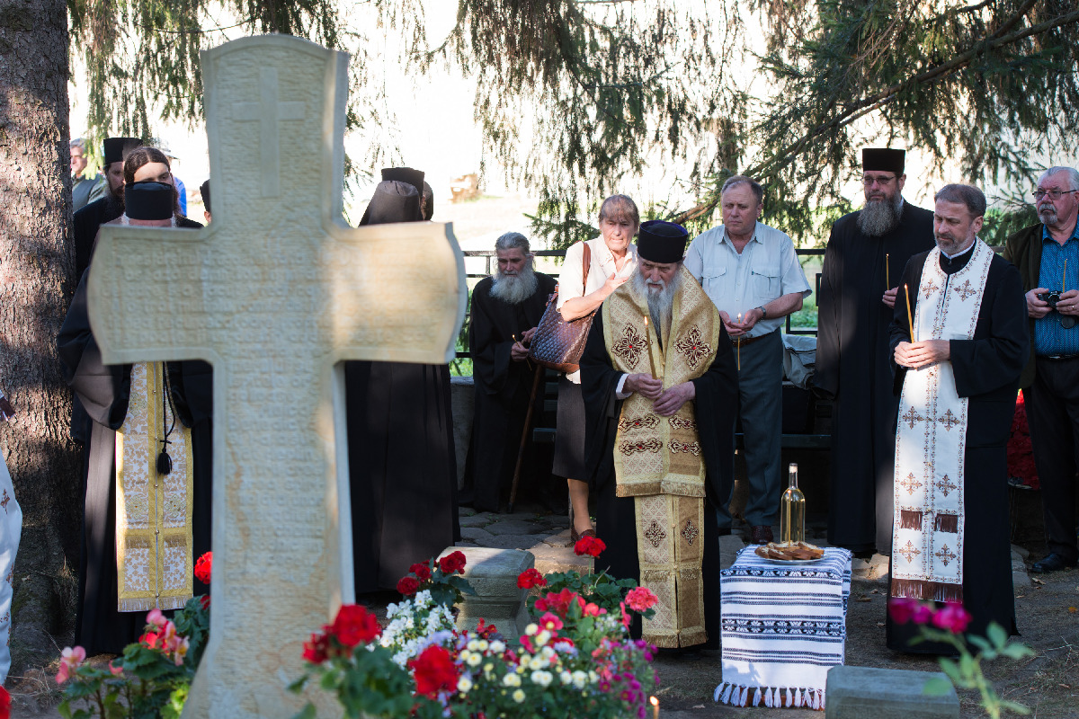 Colocviul „Jertfă şi creaţie“ de la Mănăstirea Putna, la final