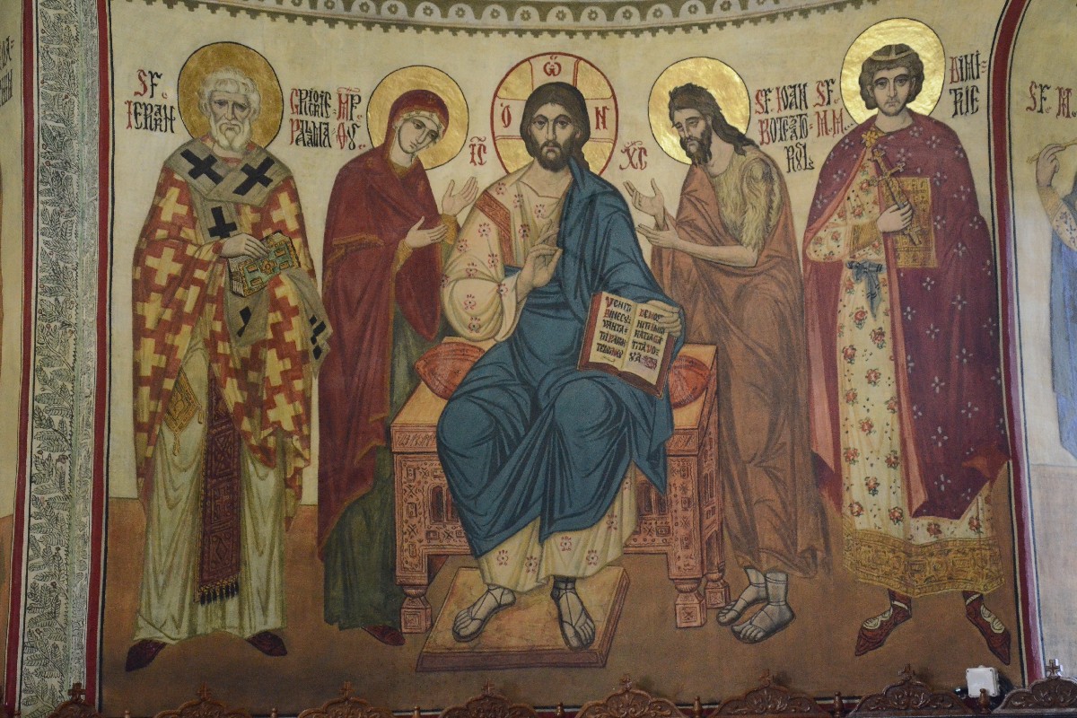 „Catedrala munţilor” din Pipirig, resfinţită de 2 ierarhi