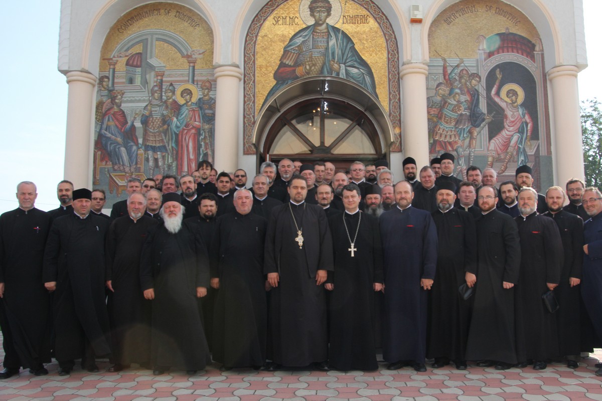 Întrunire preoţească în Protopopiatul Roman