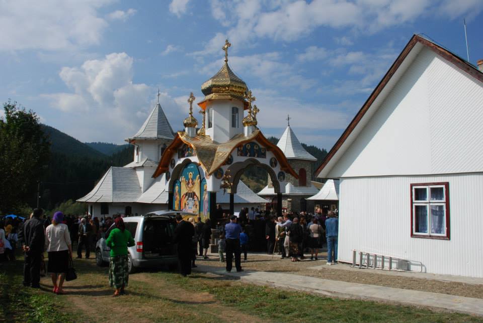 Slujiri arhiereşti în Arhiepiscopia Sucevei şi Rădăuţilor