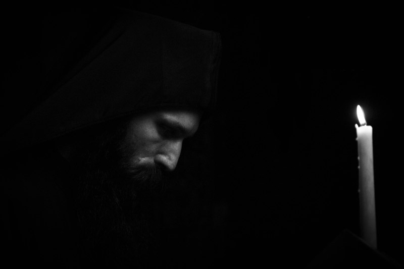 Pavecernița – o slujbă exclusiv monahală?