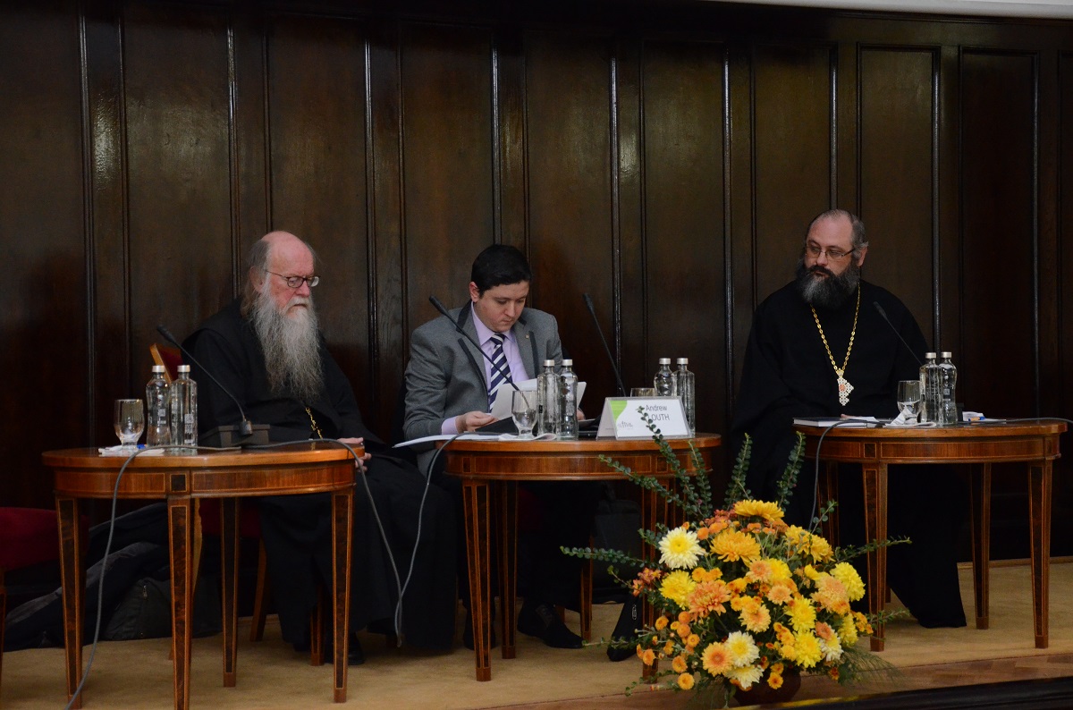 Părintele Andrew Louth: „Creştinismul nu are o limbă sacră“