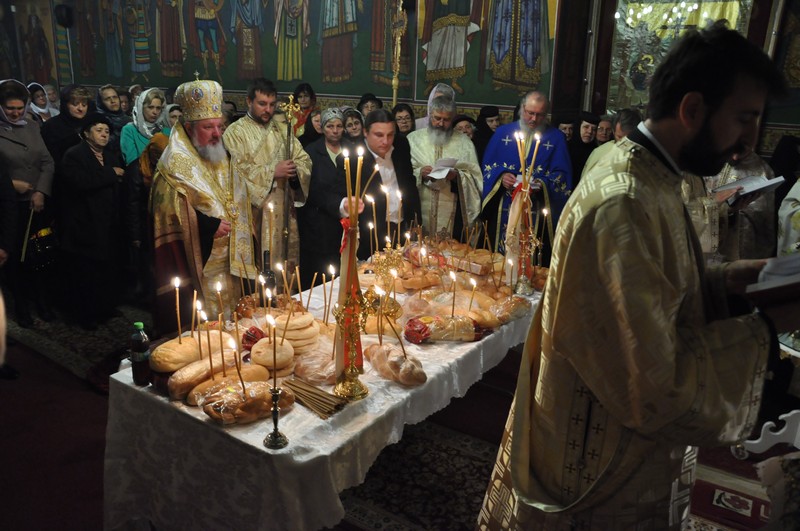 „Sfânta Parascheva rămâne un model pentru fiecare creştin“