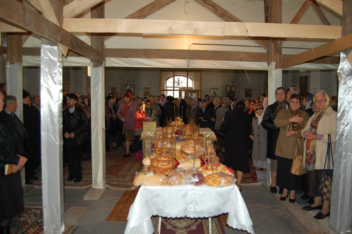 Sărbătoare la Biserica ieşeană „Sfântul Apostol Toma“