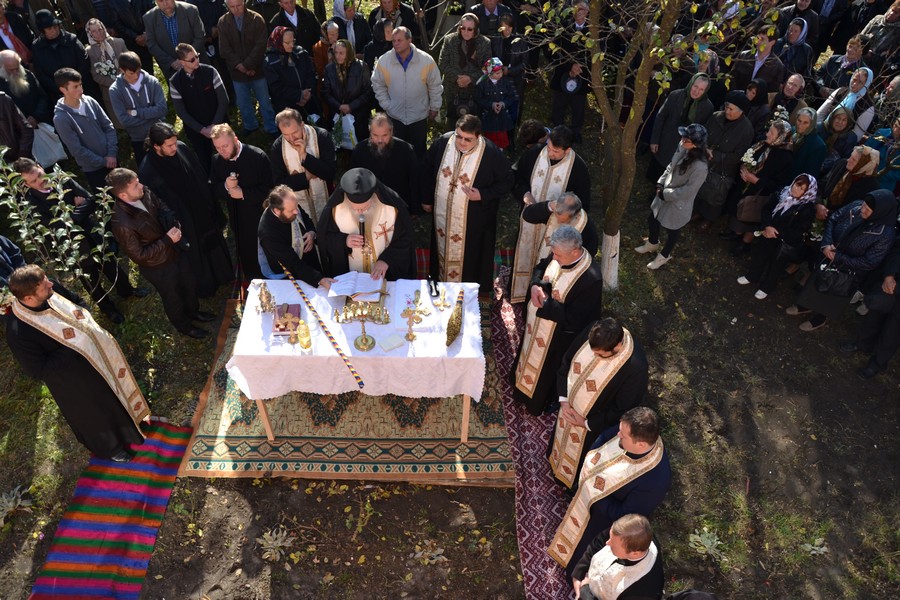 Binecuvântare arhierească în Parohia Hârţeşti din Protopopiatul Piatra Neamţ