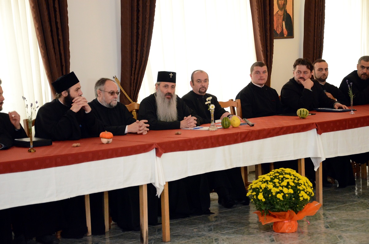 Cursuri pentru obţinerea gradelor profesionale în preoţie, la Miclăuşeni