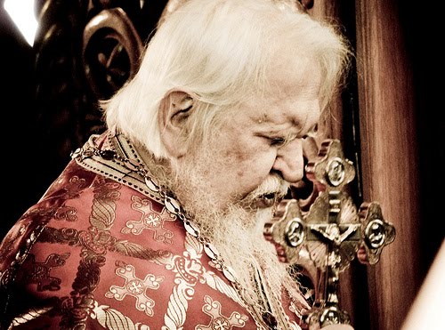 Sfaturi pentru cei care își doresc să devină preoți