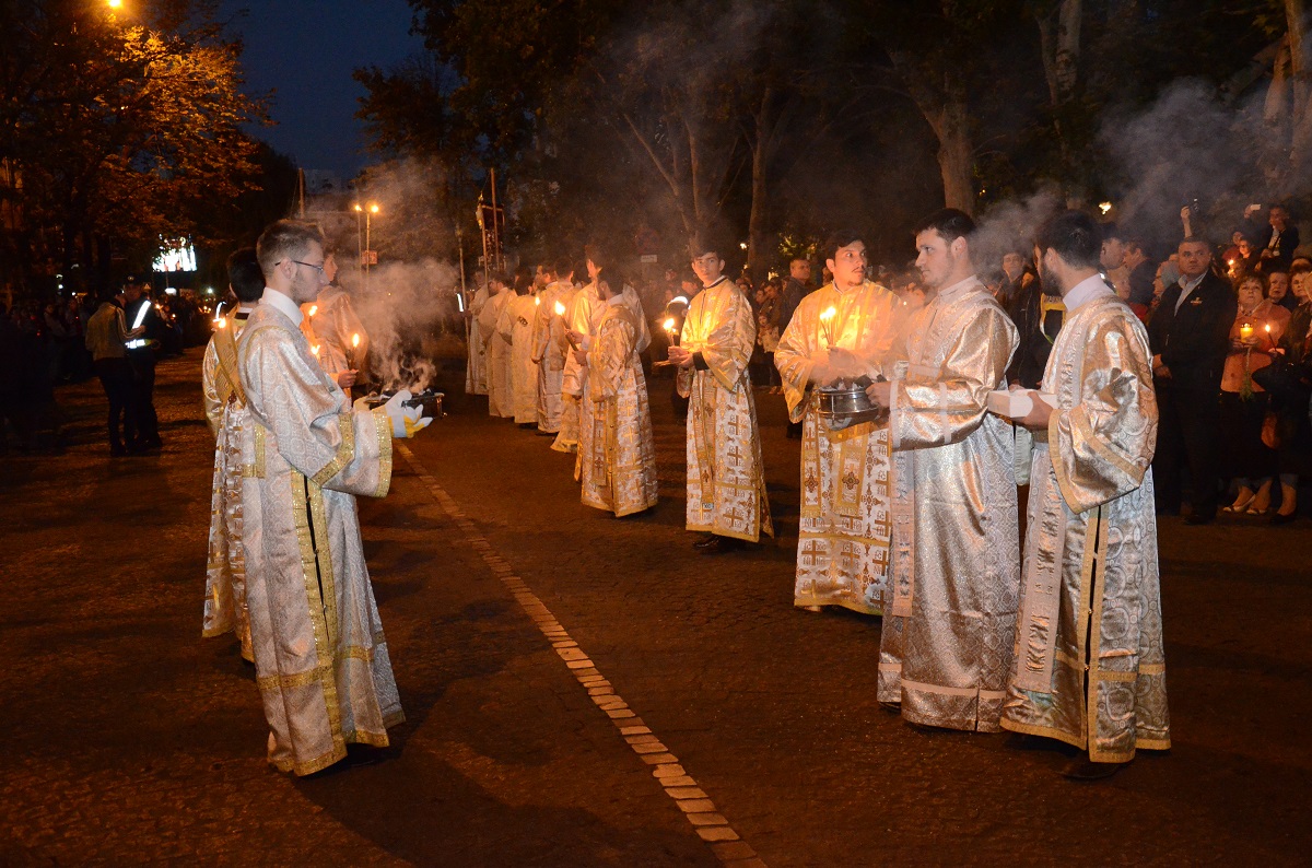 „Calea Sfinților”, străbătută de mii de pelerini