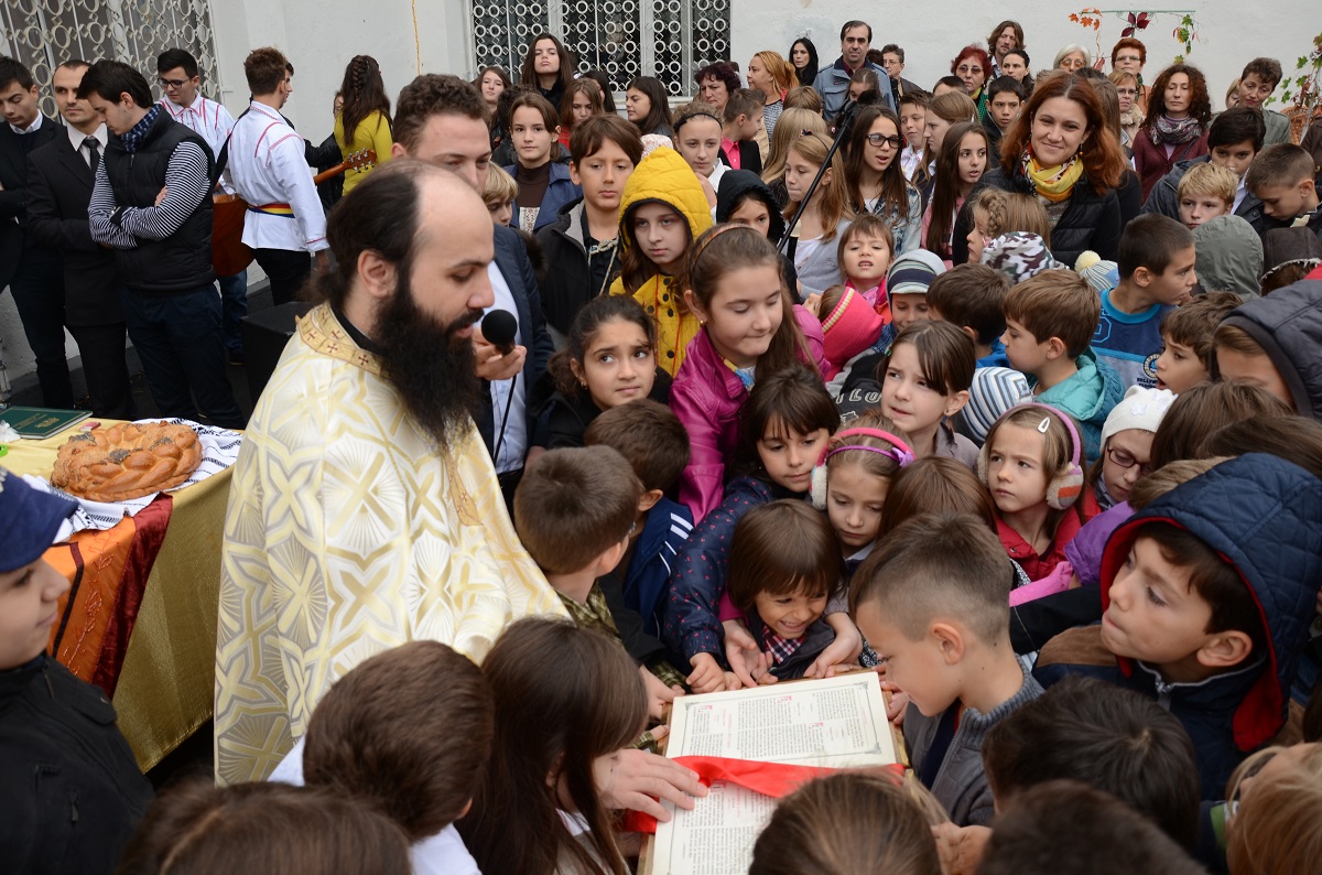 Slujbă de binecuvântare la Liceul Teoretic Waldorf din Iaşi