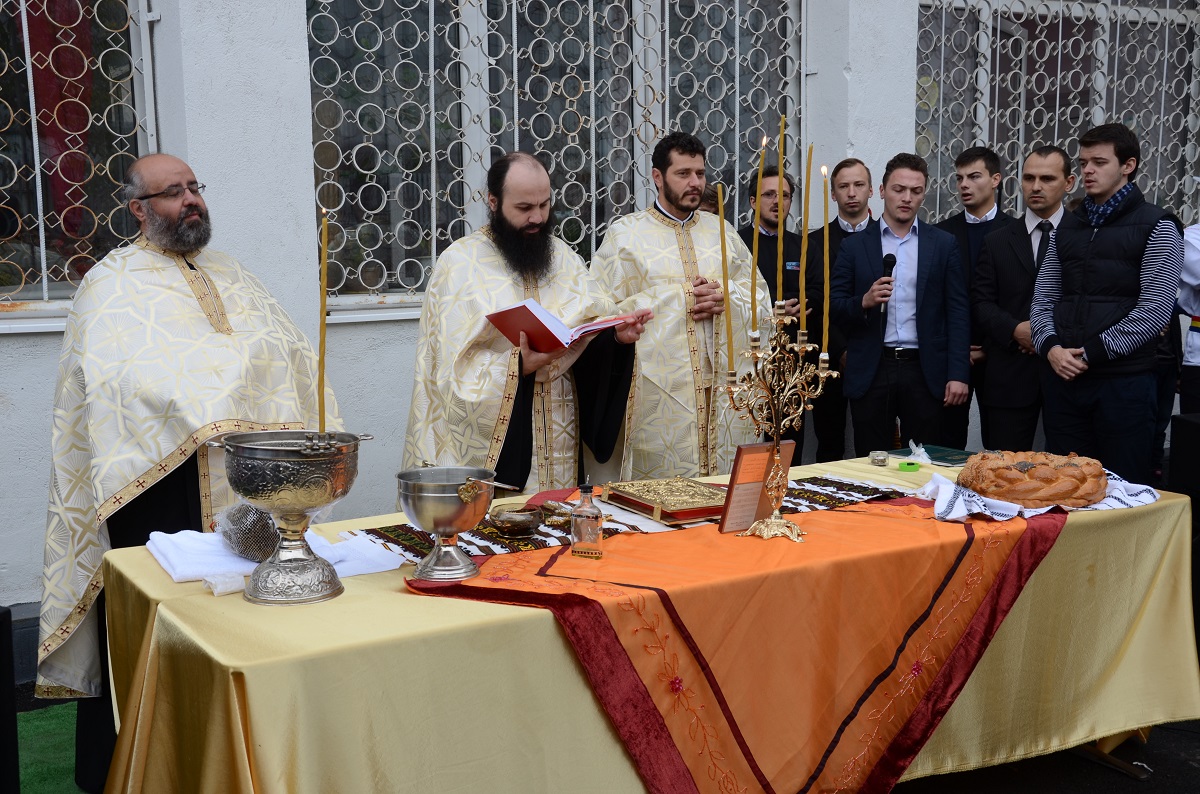 Slujbă de binecuvântare la Liceul Teoretic Waldorf din Iaşi
