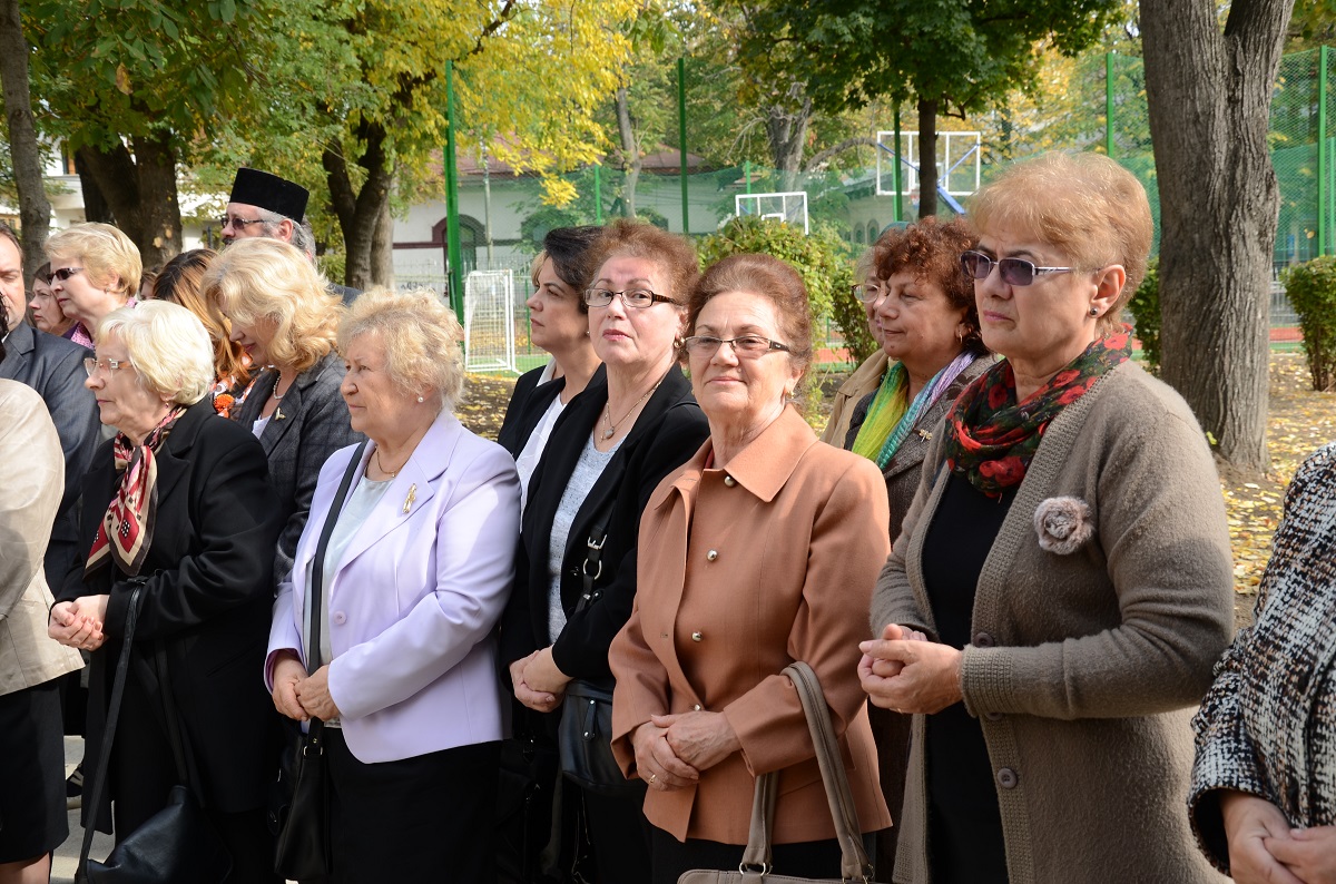 „Această şcoală va avea un destin aparte“ „Această şcoală va avea un destin aparte“