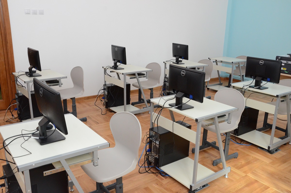 „Această şcoală va avea un destin aparte“ „Această şcoală va avea un destin aparte“