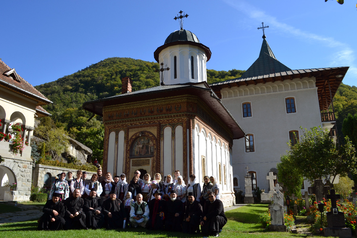 Pelerinaj al preoţilor şi preoteselor din Protopopiatul Piatra Neamţ