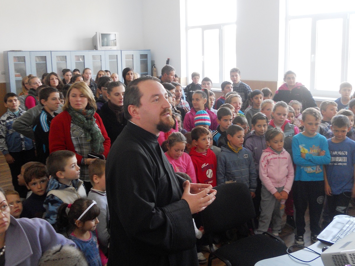 Zi de sărbătoare în şcolile girovene