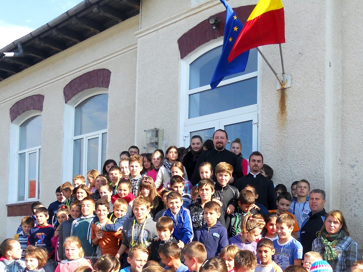 Zi de sărbătoare în şcolile girovene