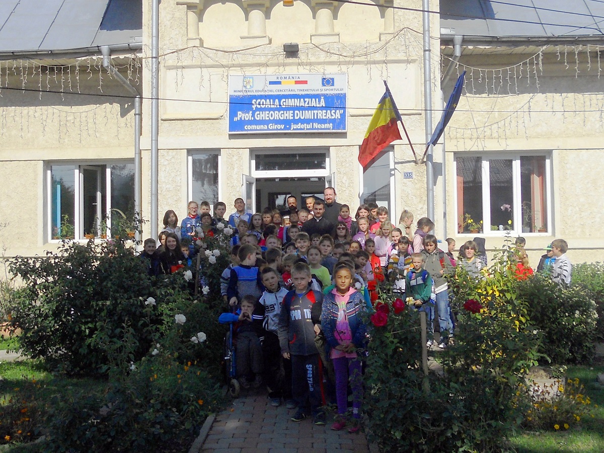 Zi de sărbătoare în şcolile girovene