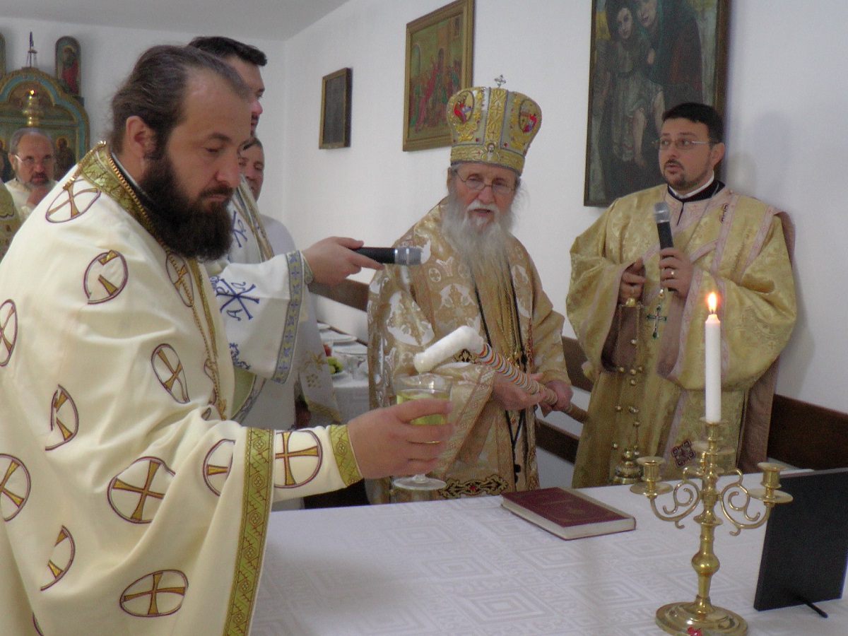 Vizită arhierească în Parohia „Sfinţii Arhangheli“ - Marginea I