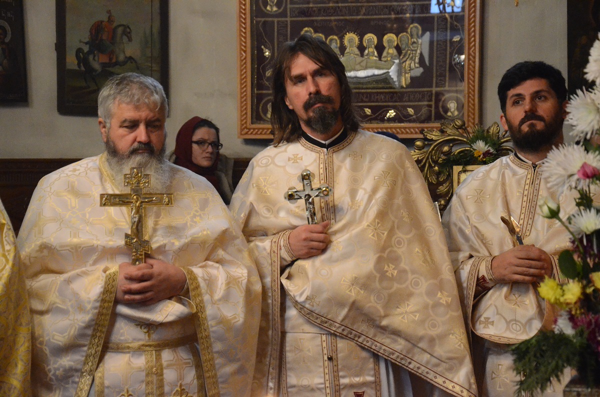 Liturghie arhierească la hramul Bisericii Vovidenia din Iaşi (GALERIE FOTO)