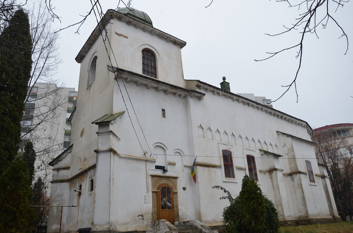 Liturghie arhierească la hramul Bisericii Vovidenia din Iaşi (GALERIE FOTO)