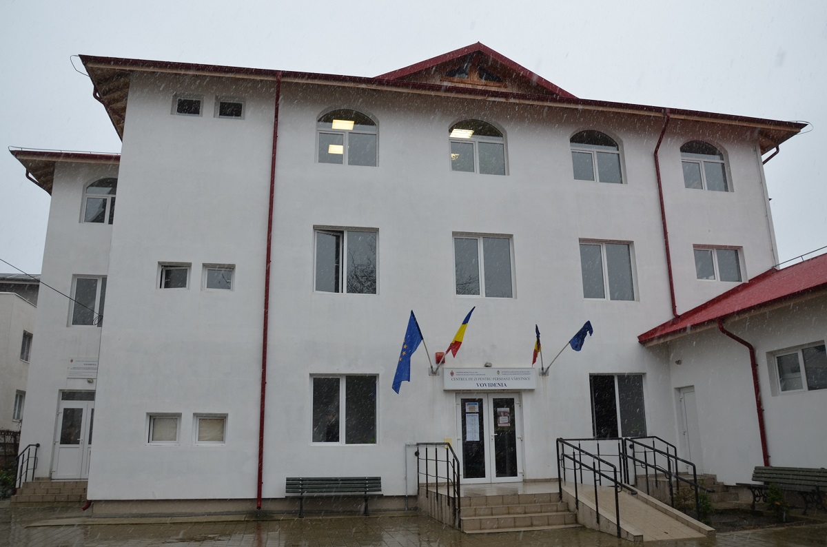 Liturghie arhierească la hramul Bisericii Vovidenia din Iaşi (GALERIE FOTO)