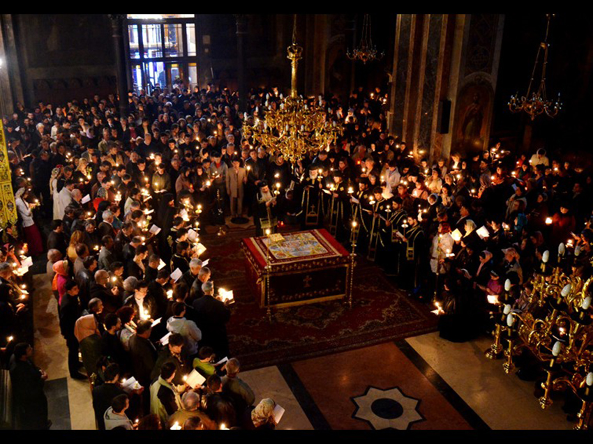 Utrenia Sfintei şi Marei Sâmbete – Prohodul Domnului