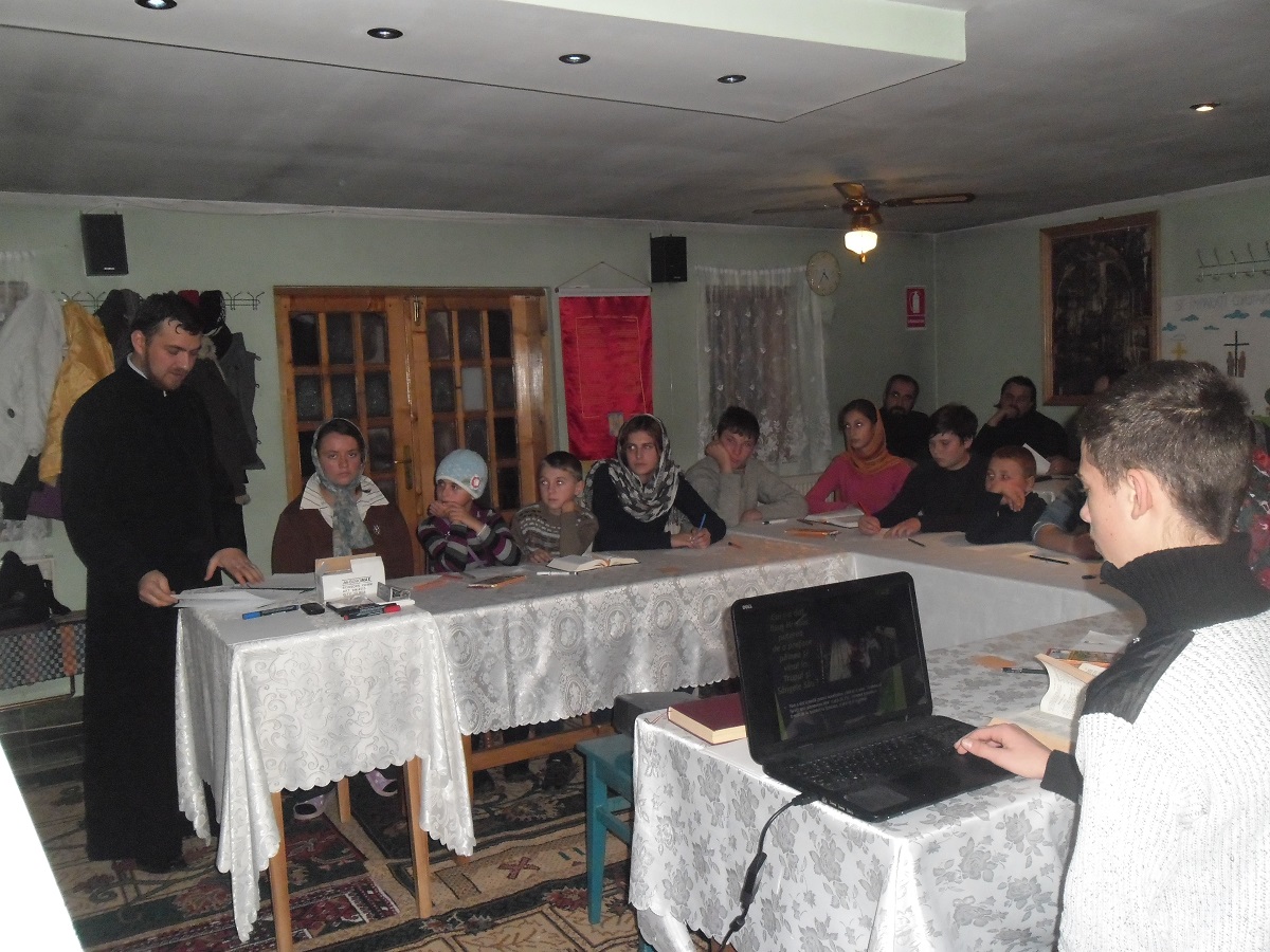 Activităţi catehetice în parohii din Dorohoi şi Botoşani