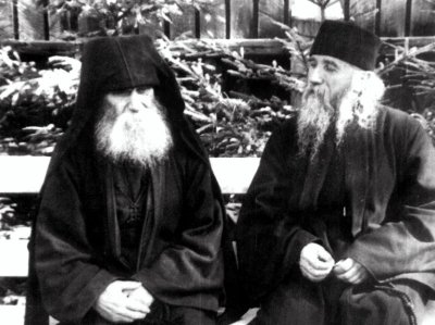 Prin sfârşitul lumii înţelegem distrugerea generală a universului sau numai o reînnoire a lui?