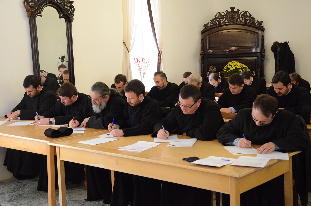 „Ne-am dorit ca prin aceste cursuri de perfecţionare să creăm o oglindă“