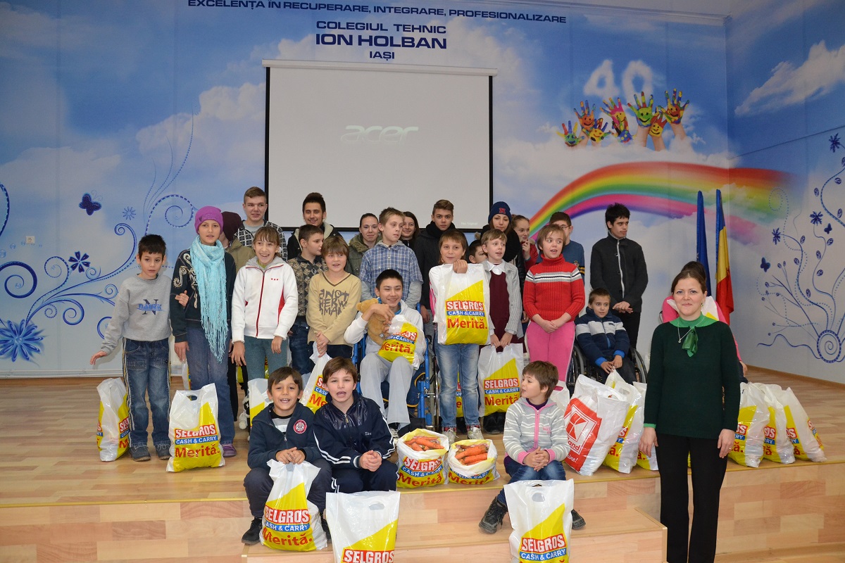 „Dăruieşte din suflet“, la Colegiul „Gheorghe Asachi“ din Iaşi