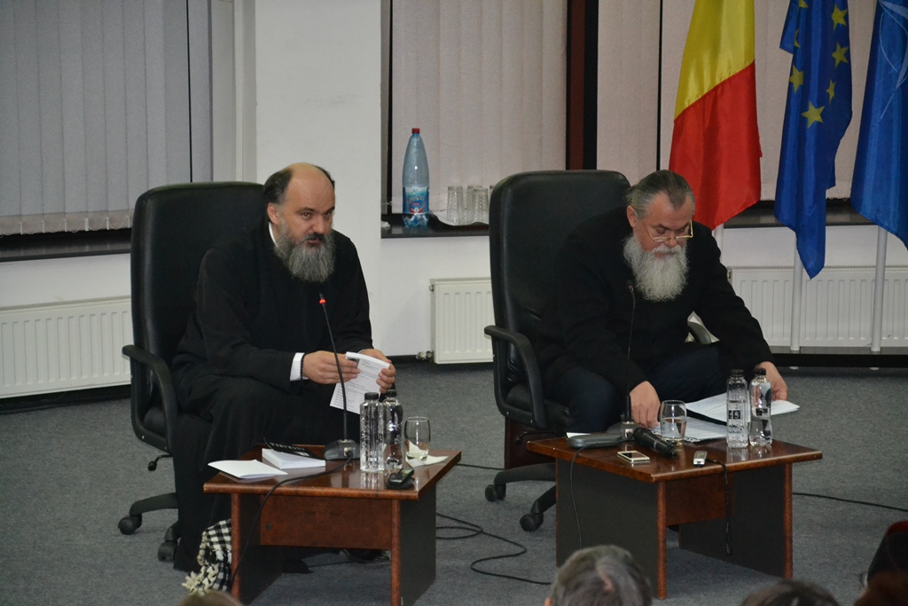 „Se întorc morţii acasă”, de Cornel Constantin Ciomâzgă, prezentată la Iași