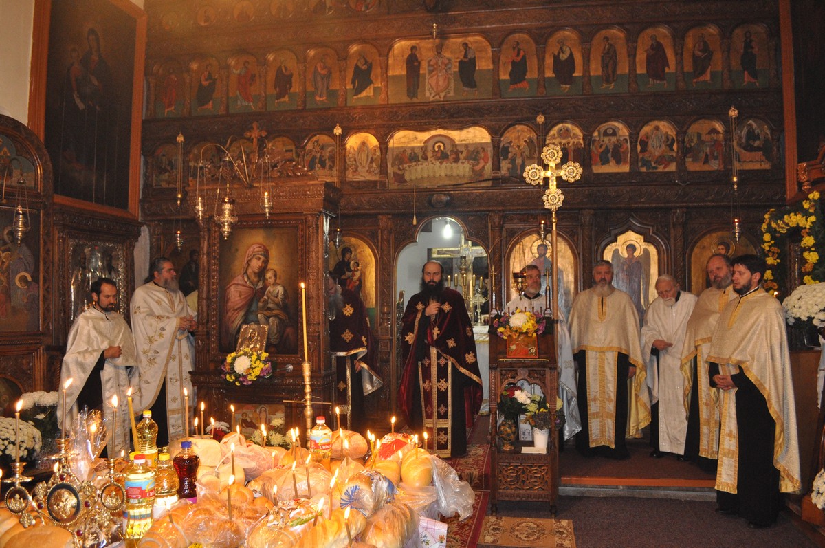 Moment aniversar în Parohia Toma Cozma (GALERIE FOTO)