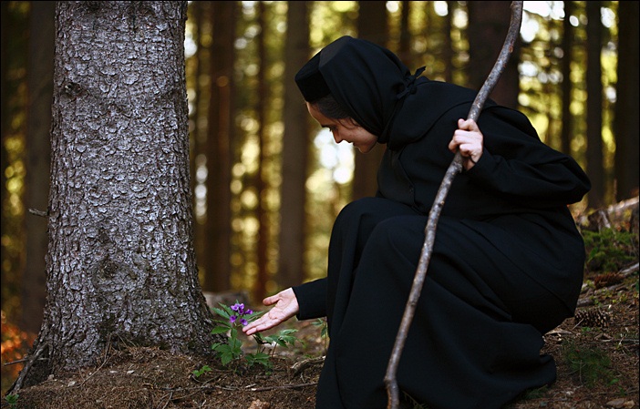 Două monahii sunt vindecate de Sfântul Grigorie Palama Două monahii sunt vindecate de Sfântul Grigorie Palama