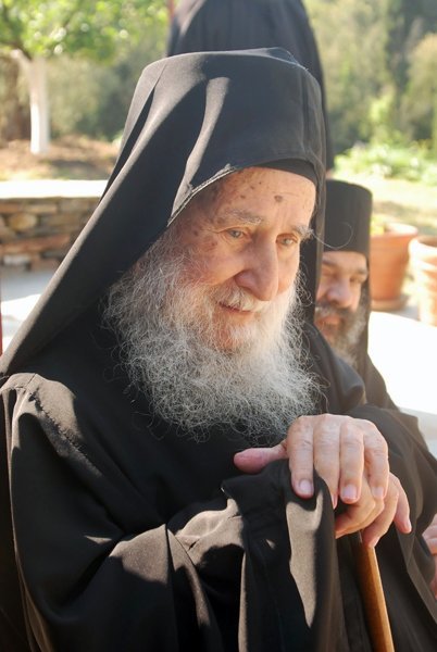 Dialoguri la Athos (24) - Ce este războiul nevăzut?