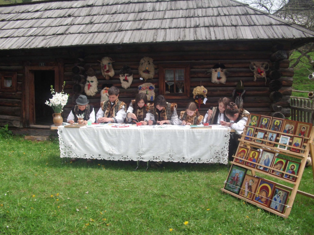 Concurs fotografie Pași de pelerin (Foto 2) - Grupul Local de Tineret 4Kids